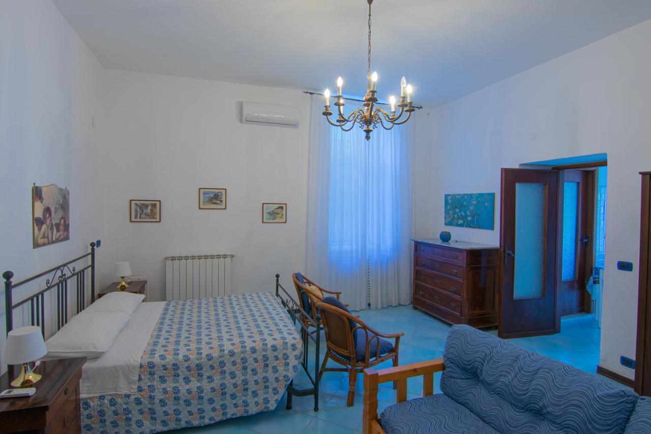 Ponza Holiday Homes - Santa Maria Exterior photo